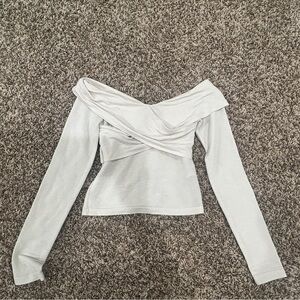 Edikted Off-Shoulder White Blouse